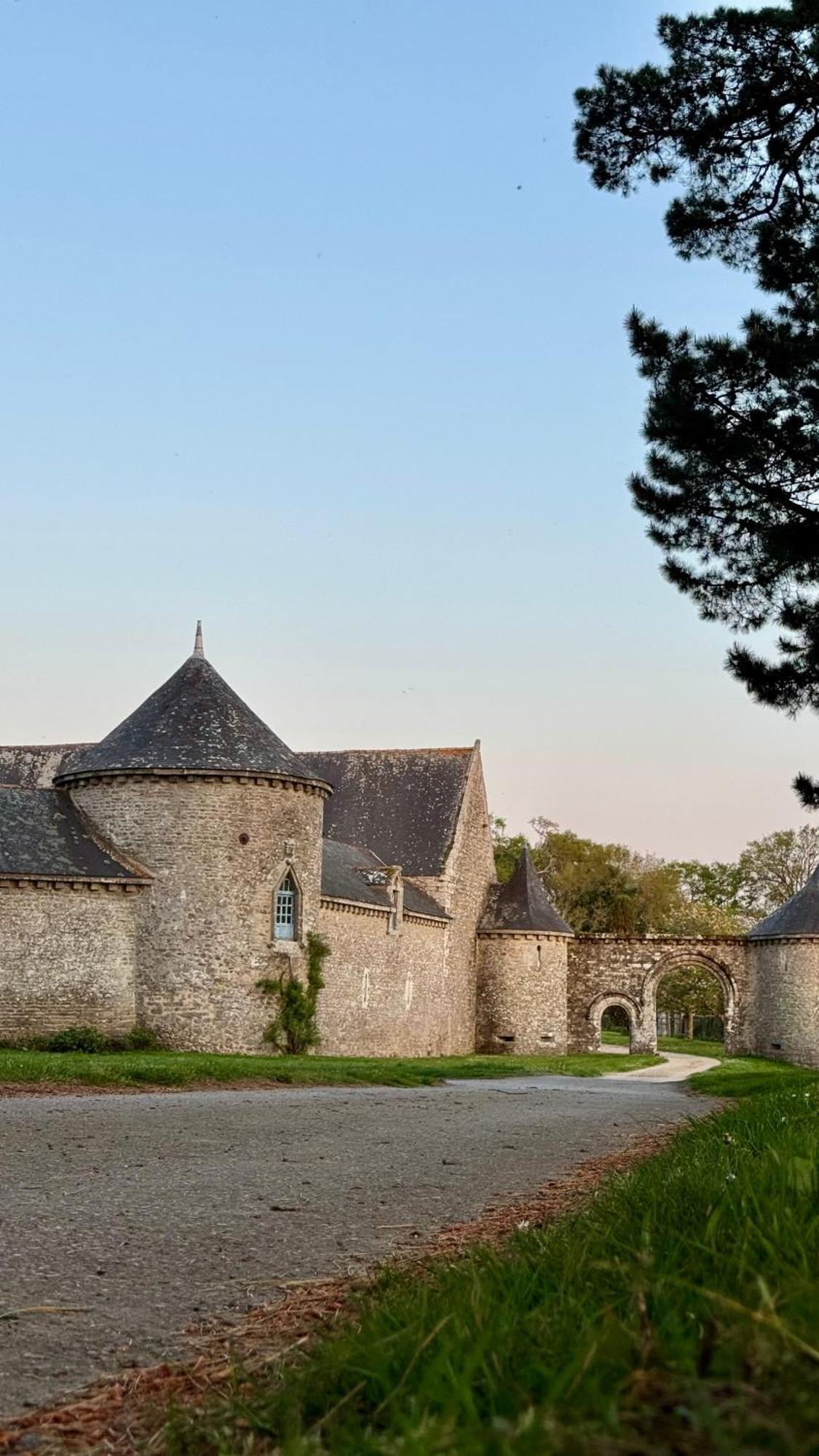 Gite De Couple Cosy Avec Vue Sur Chateau Tremohar - Golfe Du Morbihan, 20 Min De Vannes Berric Esterno foto